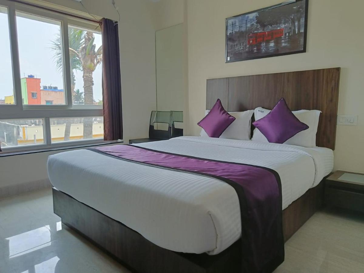 Sheldon Inn Kolkata Bagian luar foto