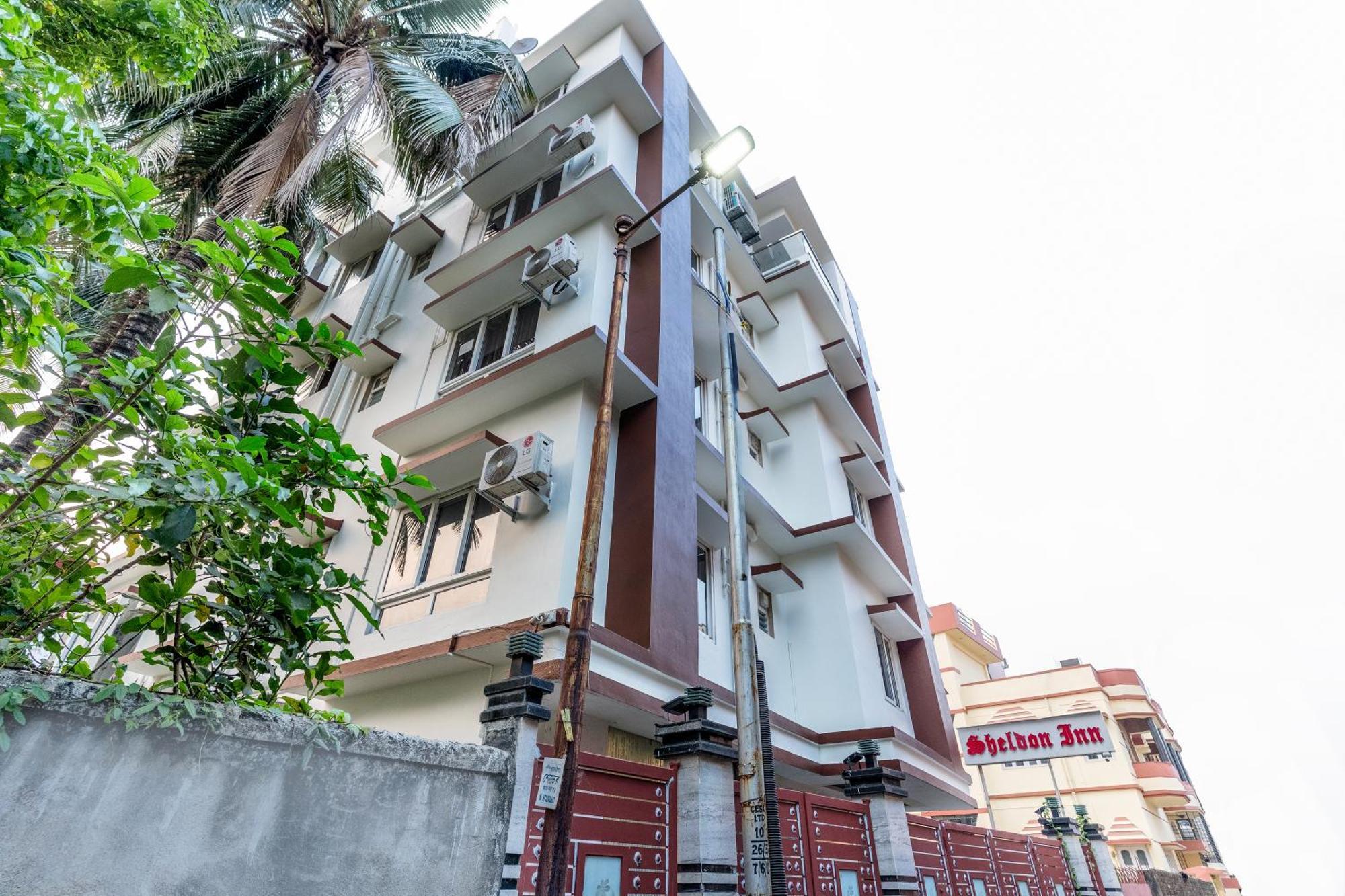 Sheldon Inn Kolkata Bagian luar foto