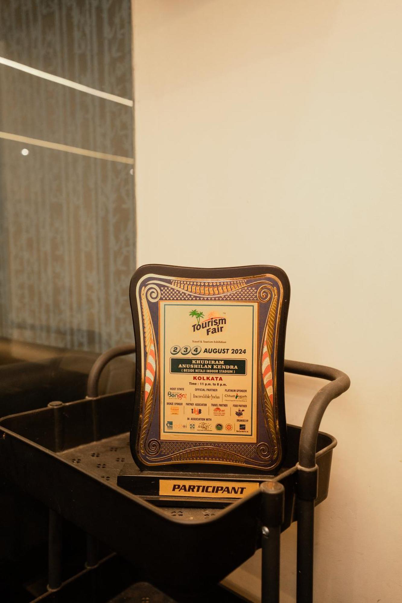 Sheldon Inn Kolkata Bagian luar foto